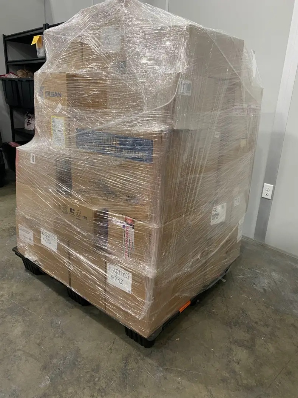 Pallet pulls ! Mystery boxes RESTOCK - NEW items just in !!
